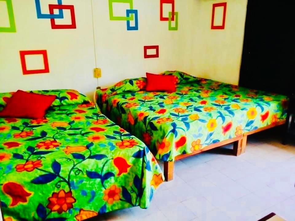 Hotel Zocalo Abuelos Acapulco Buitenkant foto