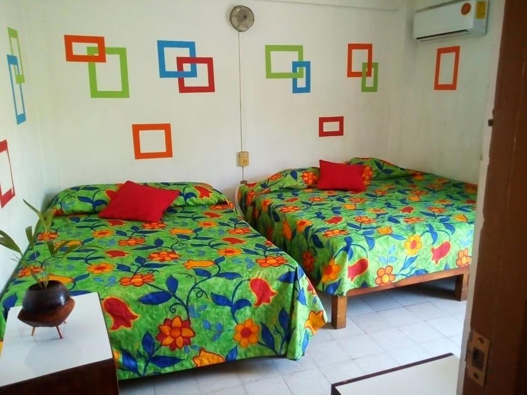 Hotel Zocalo Abuelos Acapulco Buitenkant foto
