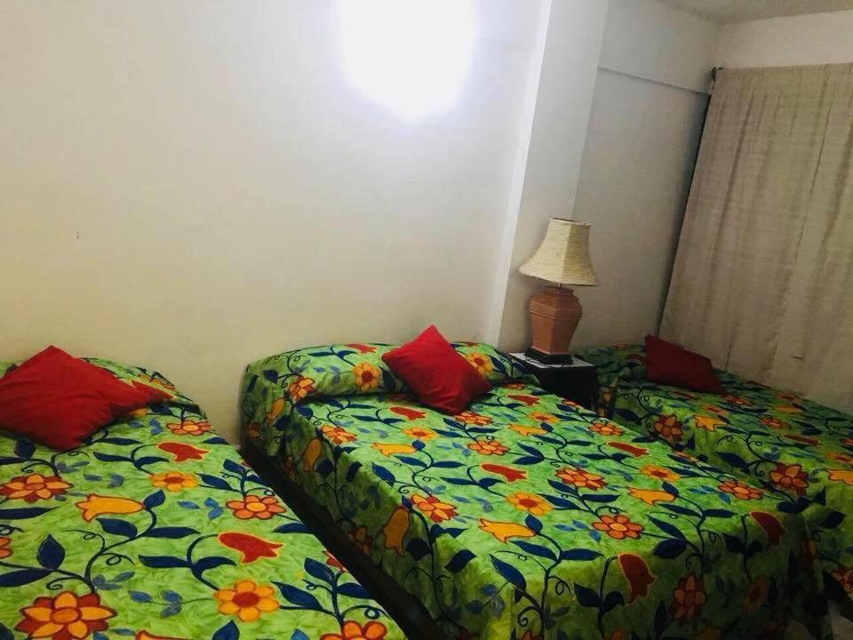 Hotel Zocalo Abuelos Acapulco Buitenkant foto