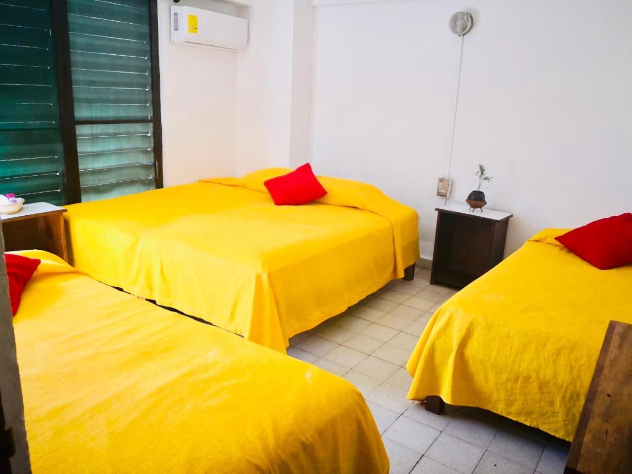 Hotel Zocalo Abuelos Acapulco Buitenkant foto
