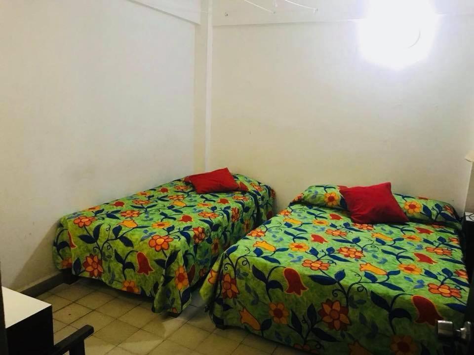Hotel Zocalo Abuelos Acapulco Buitenkant foto
