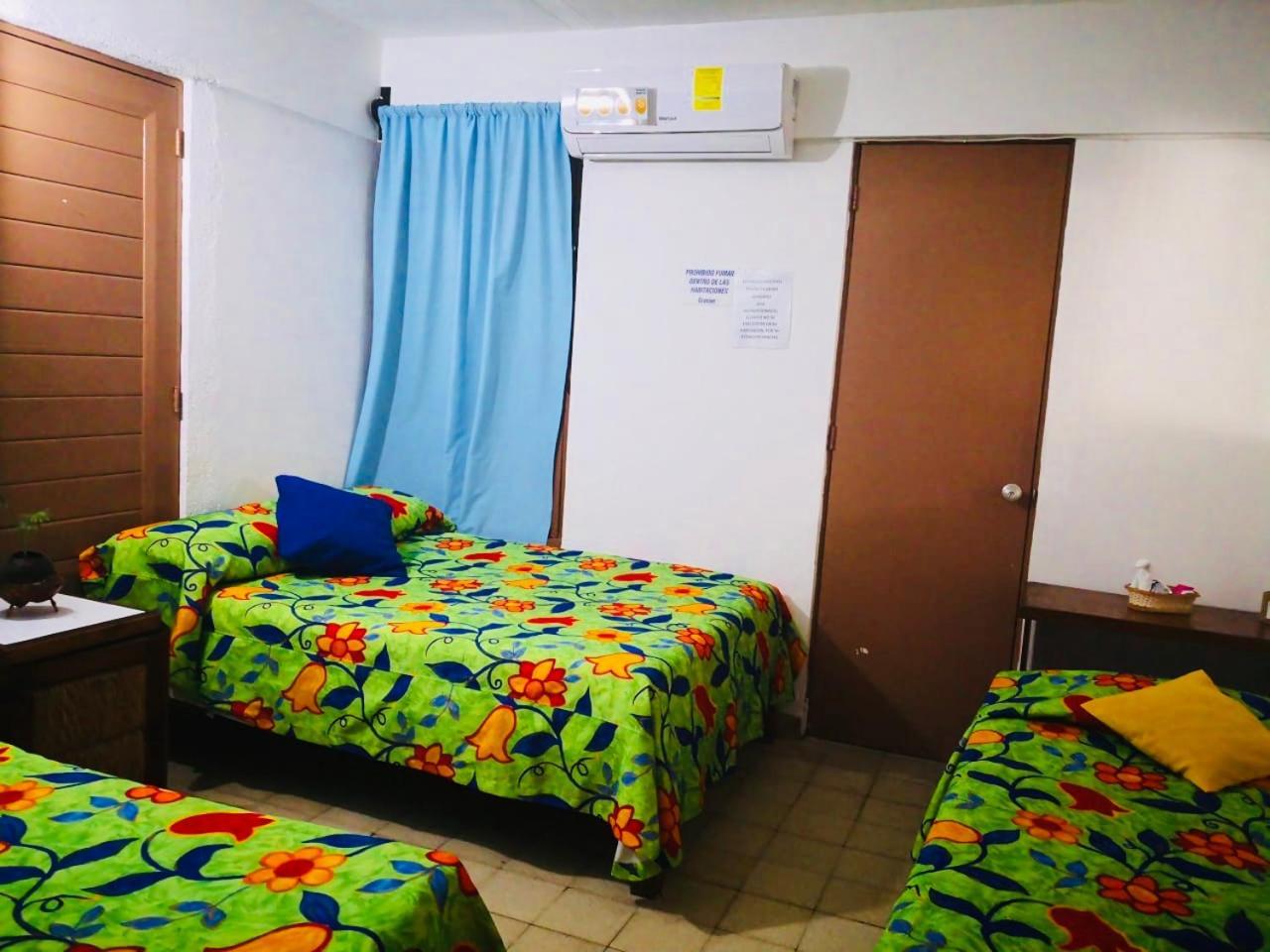Hotel Zocalo Abuelos Acapulco Buitenkant foto